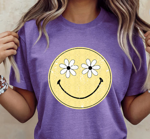 Yellow Daisy Smile Shortsleeve Tee